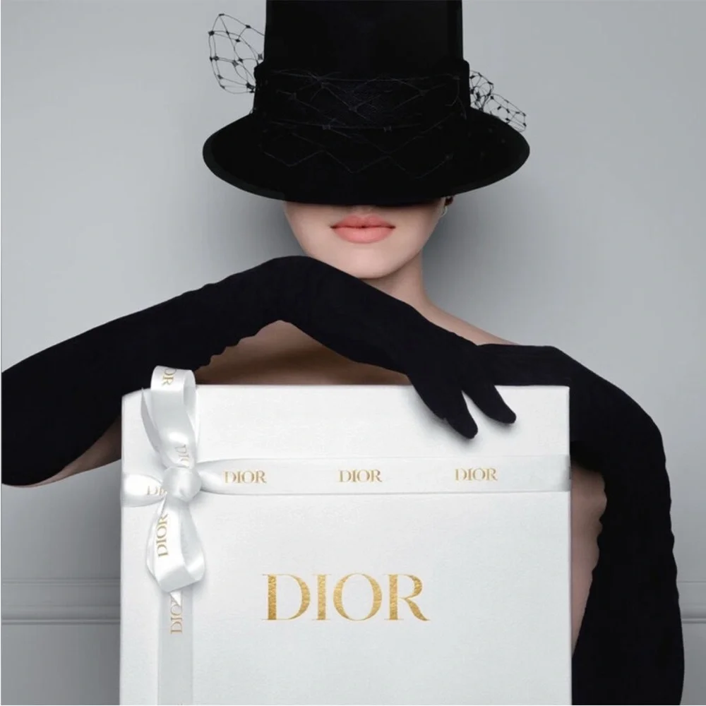 DIOR VINTAGE White Cosmetic Bag with signature Texture purse bridal wedding